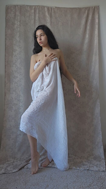 Luna myosotis 1 page 2 image