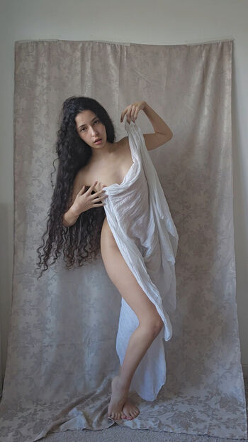 Luna myosotis 1 page 2 image