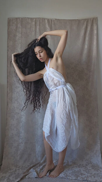 Luna myosotis 1 page 2 image