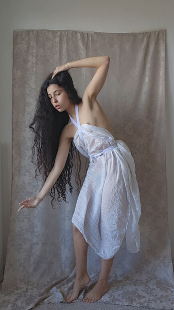 Luna myosotis 1 page 2 image