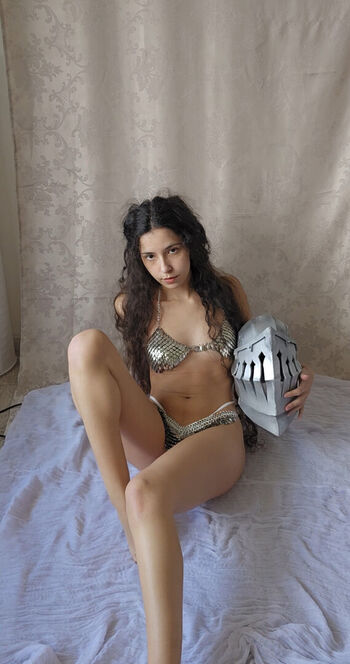 Luna myosotis 1 image