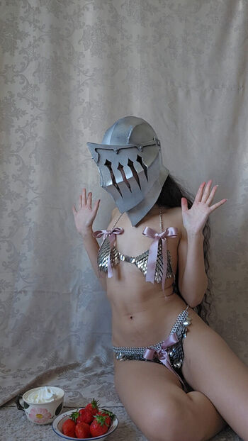 Luna myosotis 1 image