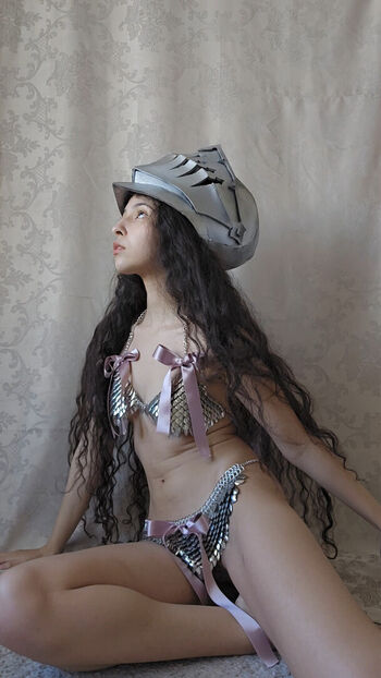 Luna myosotis 1 image