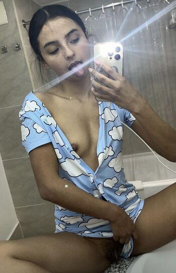 Luna sophia image