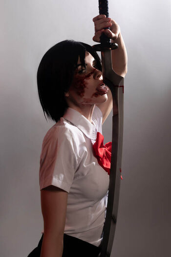 Lunnychan page 2 image