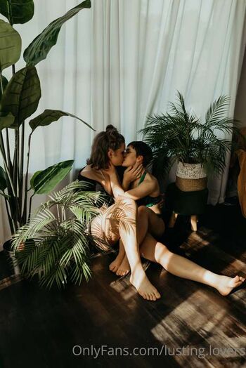 Lusting lovers image