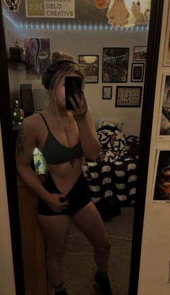 Luuucy813 image