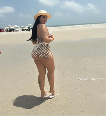 Lyandra maciel image