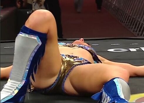 Lyra valkyria page 2 image