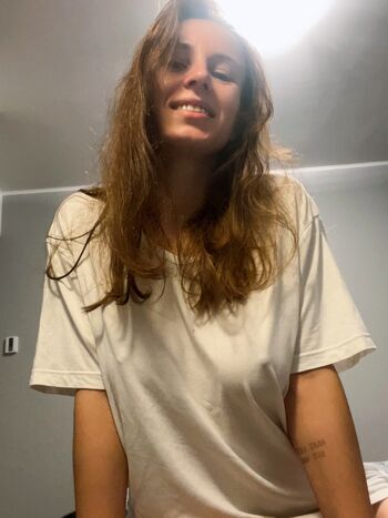 M minimalistic image