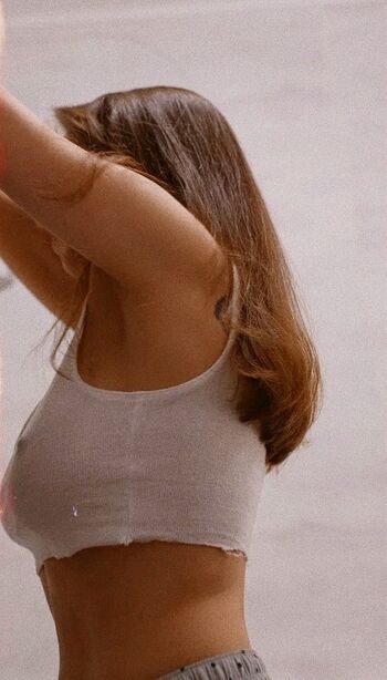 M minimalistic image