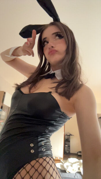 M1m1kindashy 1 image