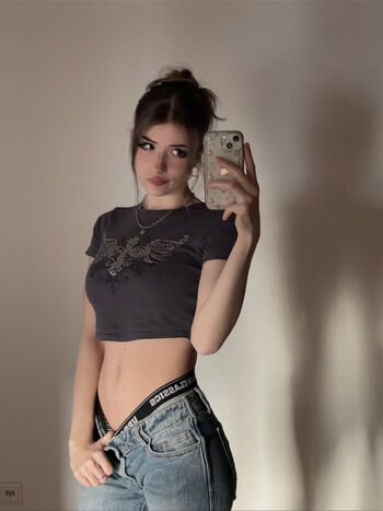 M1m1kindashy 1 image