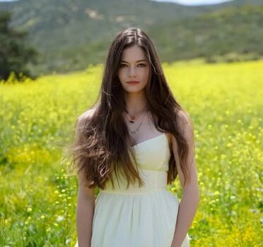Mackenzie foy image