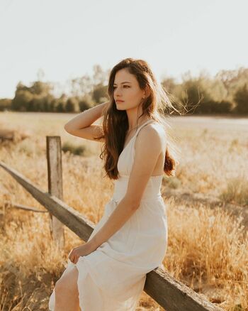 Mackenzie foy image