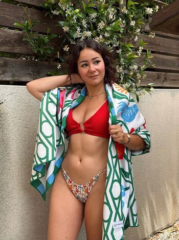 Madamebrtzl image