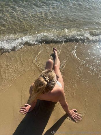 Maddie lee image