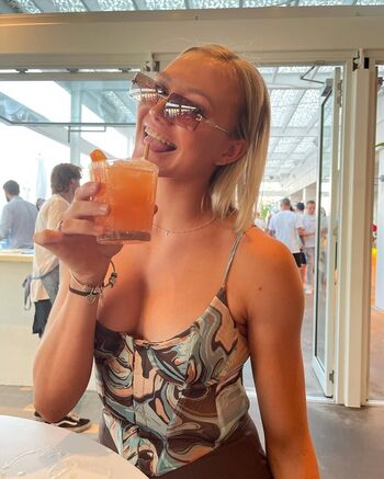 Maddison levi page 3 image