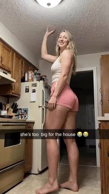 Maddy j warner image