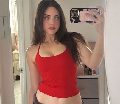 Madeleine byrne image