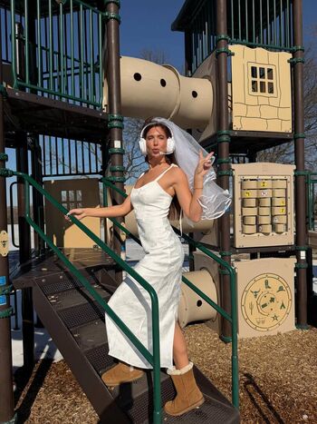 Madison Humphrey // madison_humphrey // madisonhumphre