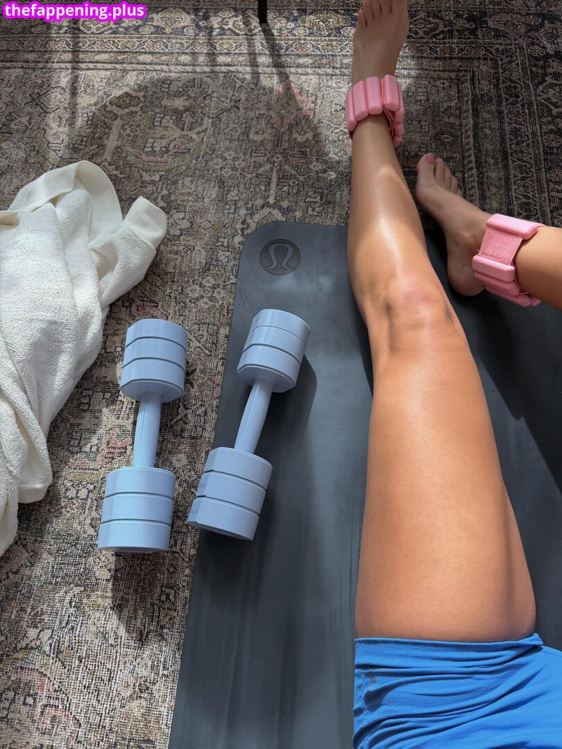 Madison Humphrey // madison_humphrey // madisonhumphre