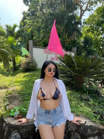 Mae santos image
