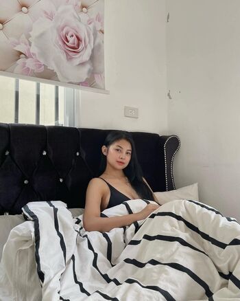 Mae santos image