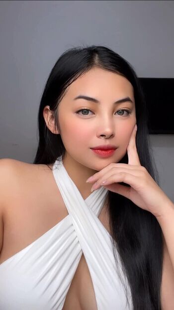 Mae santos image