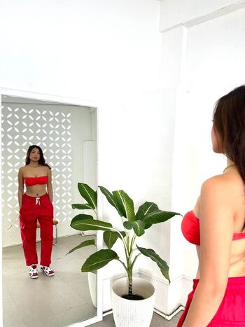 Mae santos image