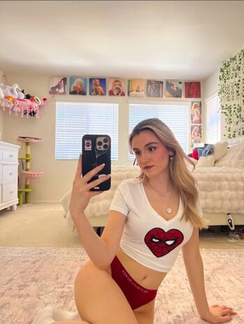 Maggie roscher 1 image