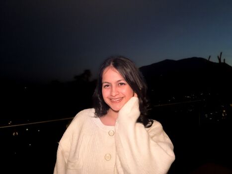 Mahi taneja image