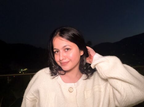 Mahi taneja image