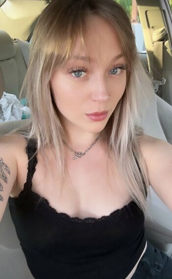 Maiya fabello image