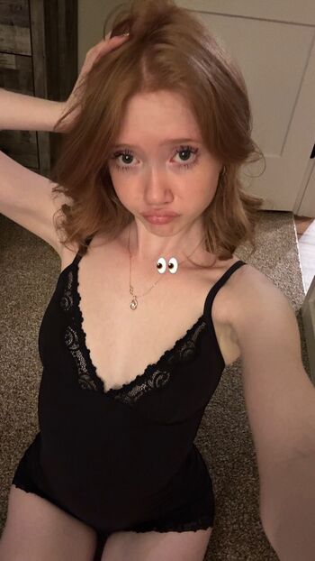 Makenna kelly 1 page 3 image