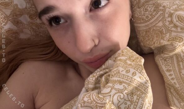 Maleyyyna image
