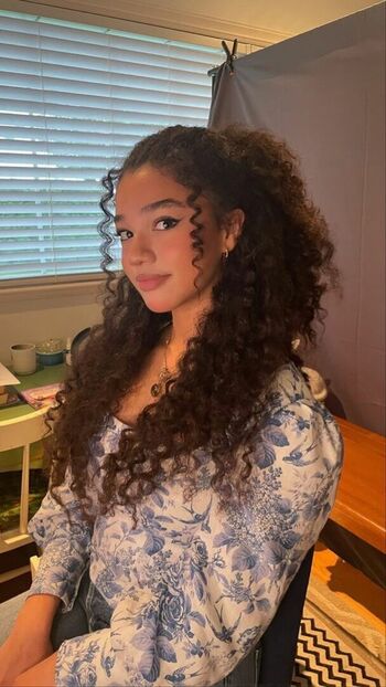 Malia baker image