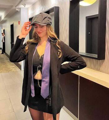 Mallory malone image