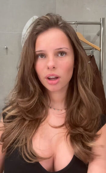 Malou 1 image