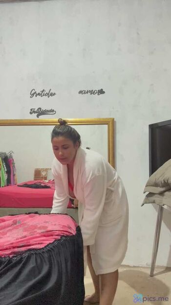 Malu oficial05 image
