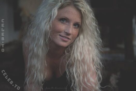 Malue mathilde image