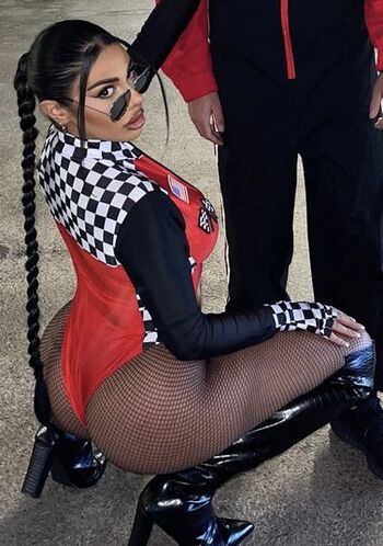 Mandi vakili page 3 image