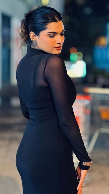 Mansi suravase image