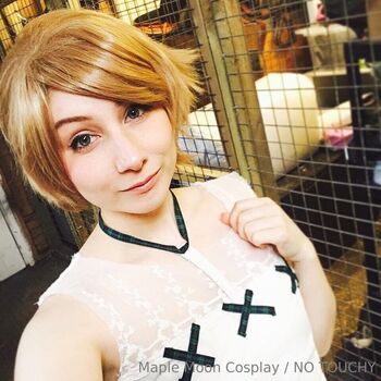 maplemooncosplay