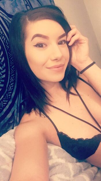 Marceline leigh image
