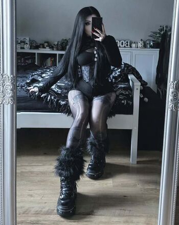 Marciasrarcia page 2 image