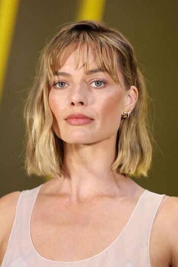 Margot robbie 1 page 2 image