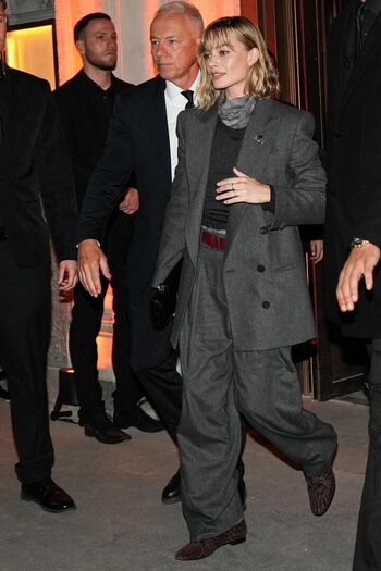 Margot robbie 1 image