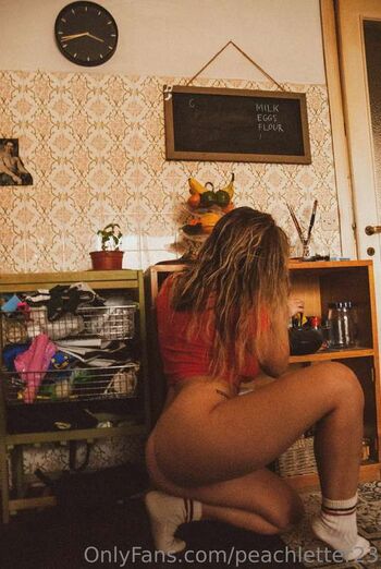 Maria eva peach 1 page 2 image