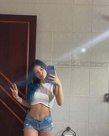 Maria nicolly e maria emanuelly page 2 image